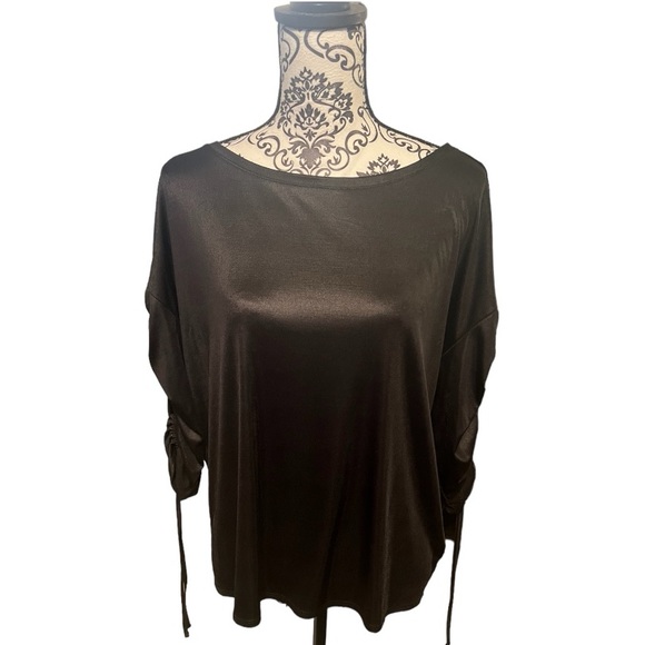 Elegant Black Blouse with Shiny Accents - Versatile Chic for Any Occasion! EUC - Picture 2 of 13